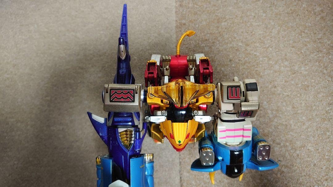 Amazon.co.jp: 百獣戦隊ガオレンジャー DXガオキング&ガオ Amazon.co.jp: 百獣戦隊ガオレンジャー DXガオキング&ガオ